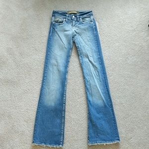 Jeans Recto roturas. - Comprar en CAL Y ARENA